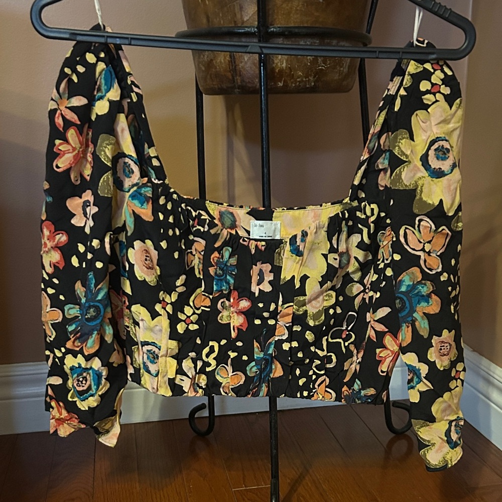 Aritzia “le fou” Floral Women's Top - Black Multicolour